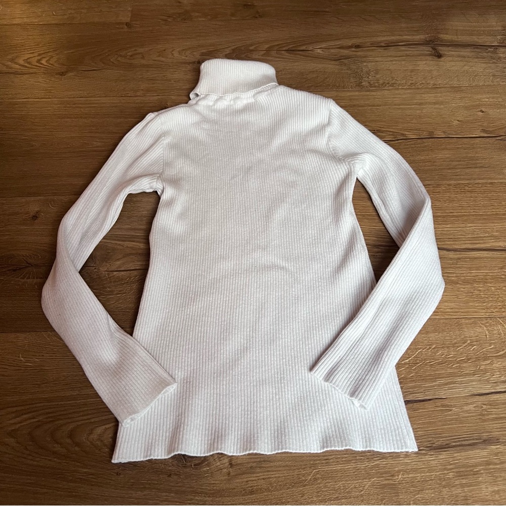 Ivory Ribbed Turleneck Sweater size large